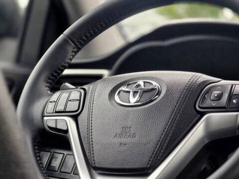 2016 Toyota Highlander Hybrid Limited Platinum