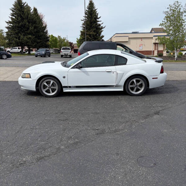 2004 Ford Mustang Mach 1 Premium