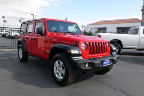 2020 Jeep Wrangler Unlimited for sale at DIAMOND VALLEY HONDA in Hemet CA