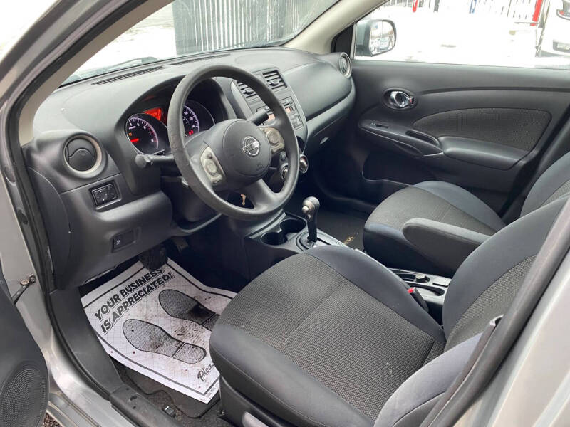 2013 Nissan Versa 1.6 S