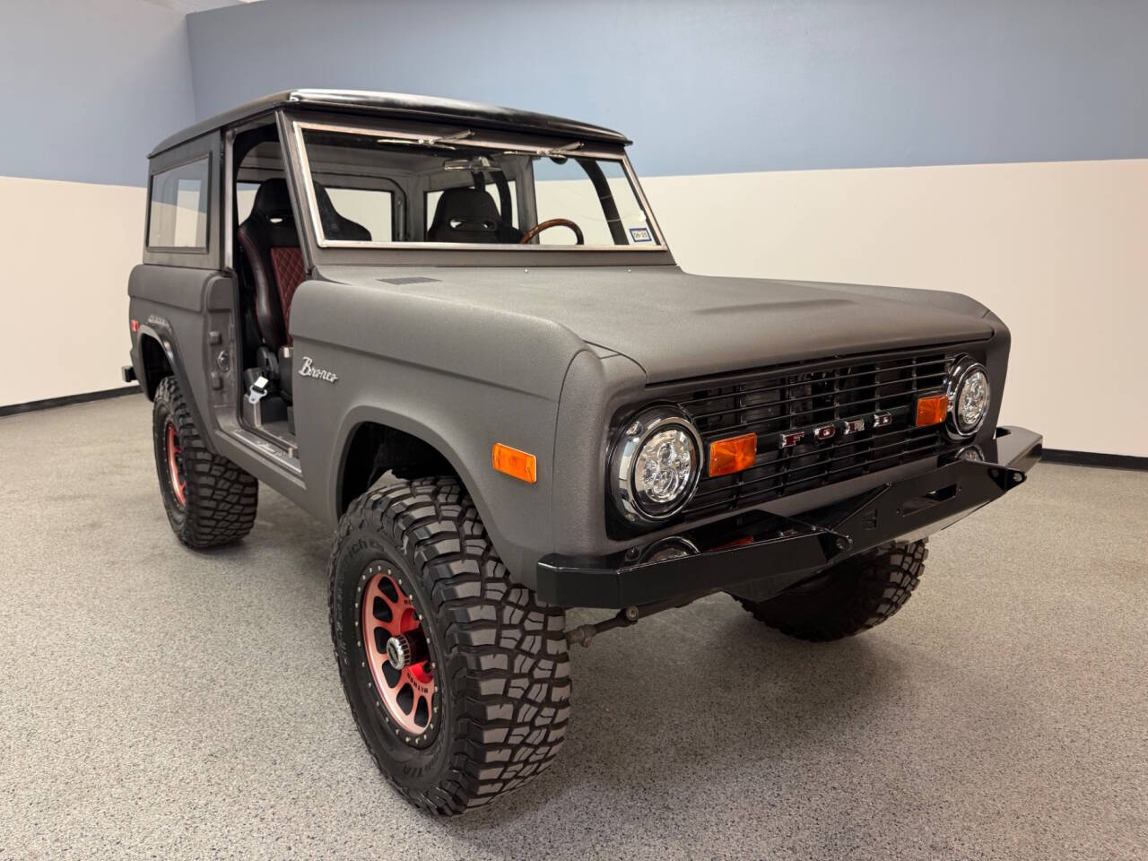 1970 Ford Bronco 27