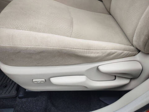 2012 Toyota Prius v Five