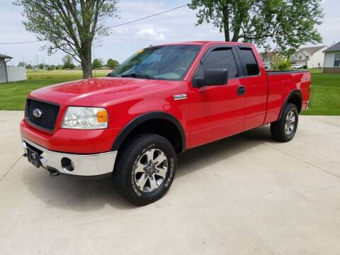 2006 Ford F-150 for sale at CALDERONE CAR & TRUCK in Whiteland IN