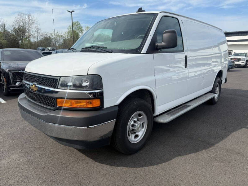 2024 Chevrolet Express 2500
