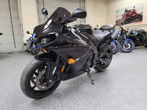 2012 Yamaha YZF-R1