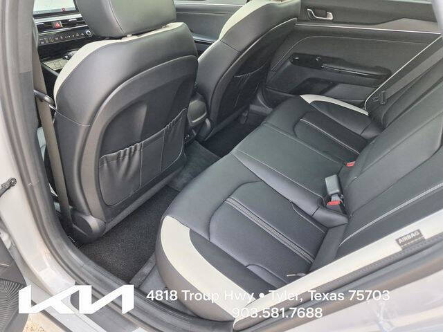 2025 Kia K5