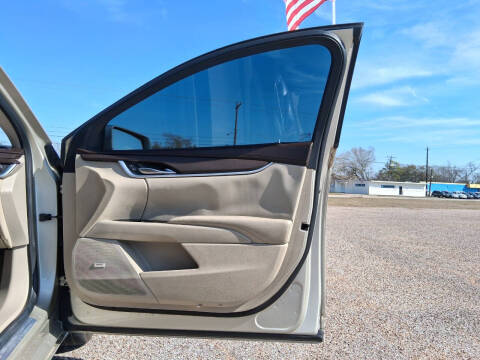 2016 Cadillac XTS Standard