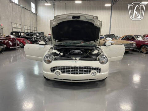 2003 Ford Thunderbird