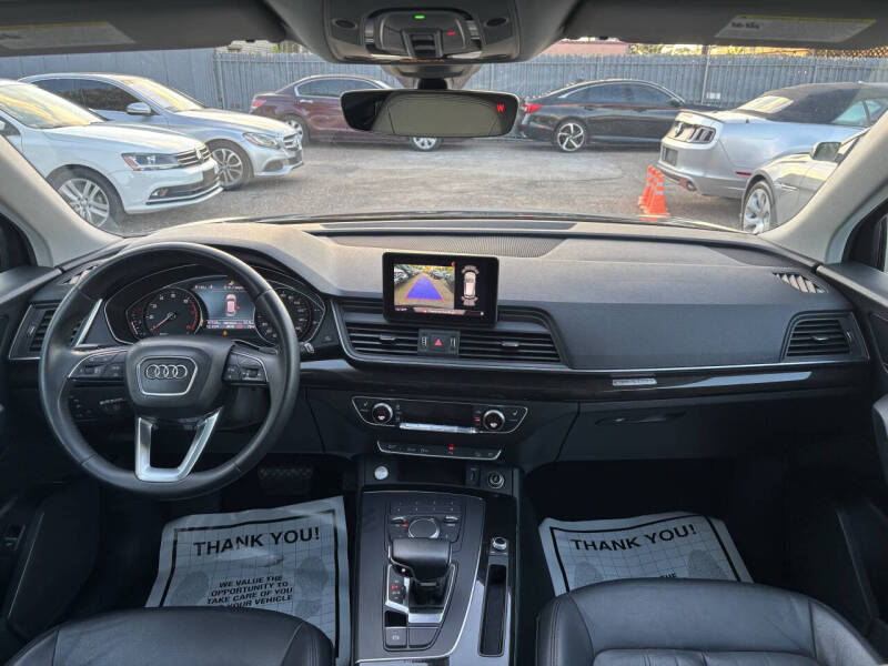 2020 Audi Q5 quattro Premium 45 TFSI