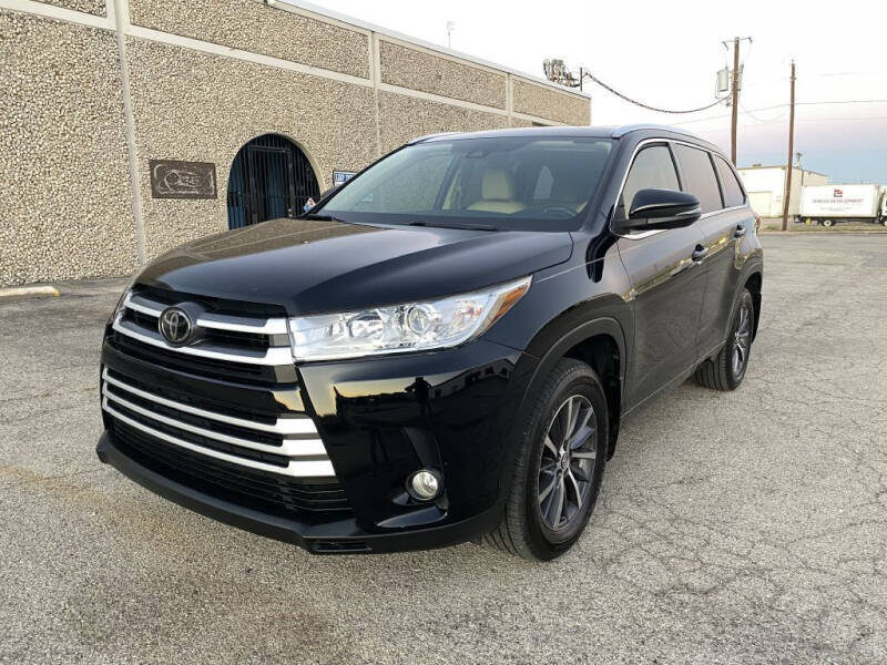 2017 Toyota Highlander for sale at Evolution Motors LLC in Farmersville TX