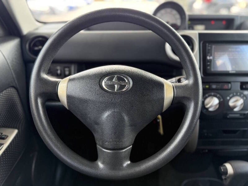 2005 Scion xB