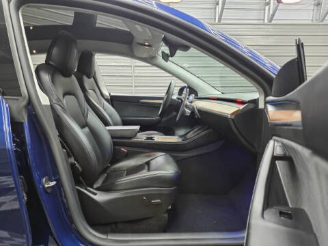 2025 Tesla Model Y Long Range