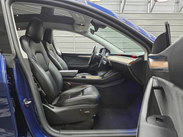 2025 Tesla Model Y Long Range