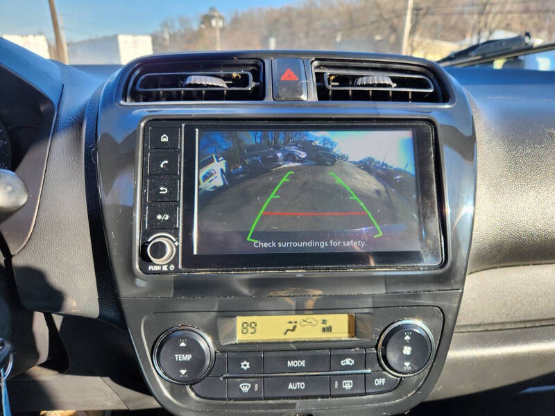 2024 Mitsubishi Mirage ES