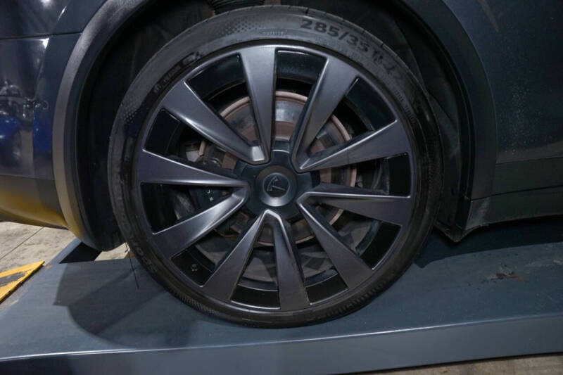 2022 Tesla Model X Plaid