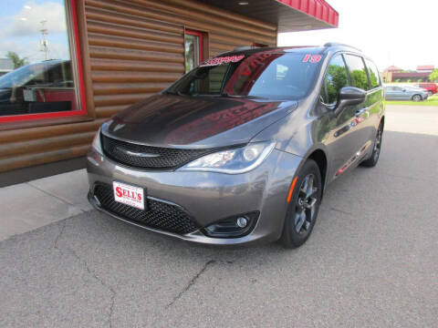 2019 Chrysler Pacifica Touring L