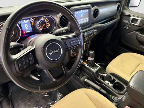 2022 Jeep Gladiator Sport