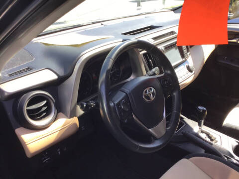 2018 Toyota RAV4 XLE