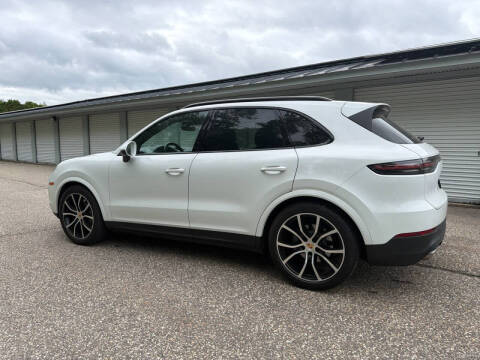 2023 Porsche Cayenne S
