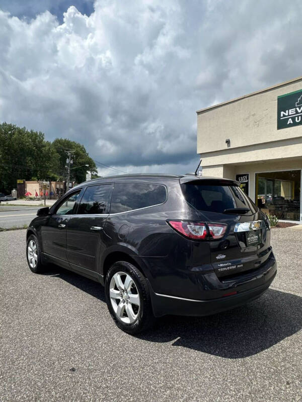2017 Chevrolet Traverse LT
