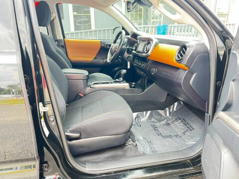 2018 Toyota Tacoma TRD Sport