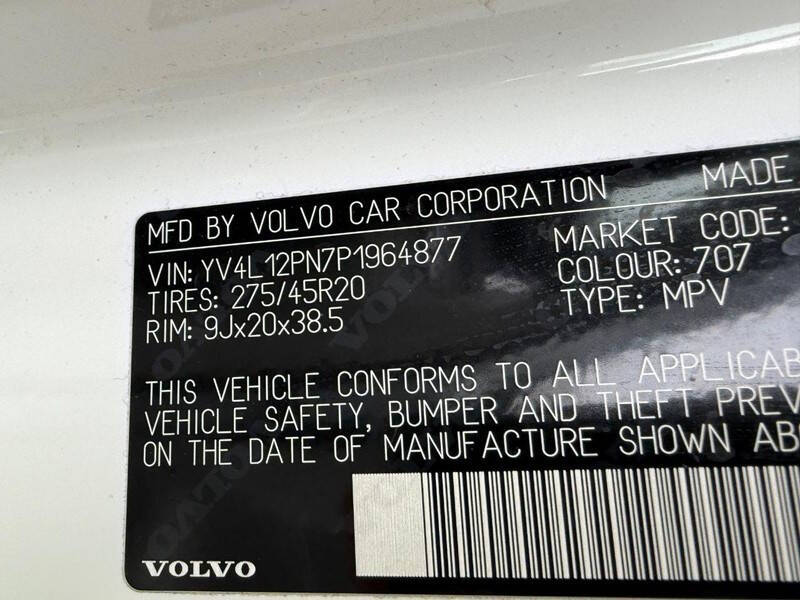 2023 Volvo XC90 B5 Plus Bright Theme