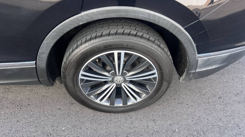 2018 Volkswagen Tiguan 2.0T SEL 4Motion