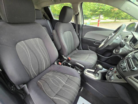 2015 Chevrolet Sonic LT Auto