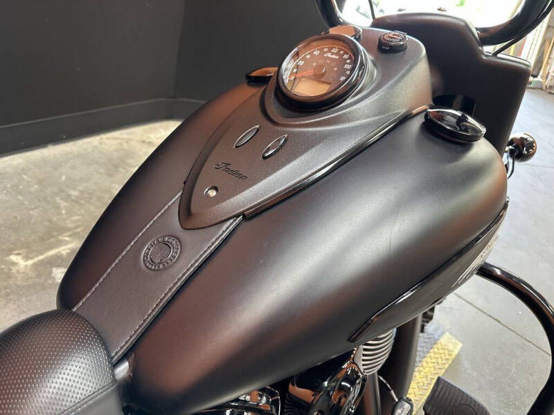 2023 Indian Springfield Dark Horse&#
