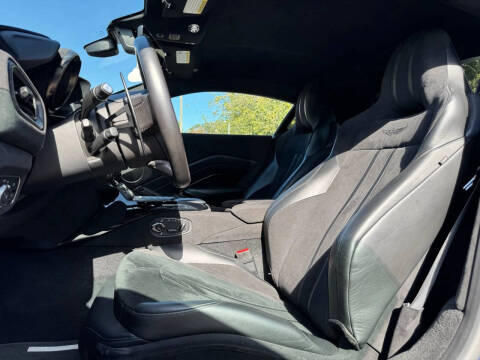 2020 Aston Martin Vantage