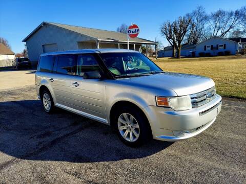 2010 Ford Flex for sale at CALDERONE CAR & TRUCK in Whiteland IN