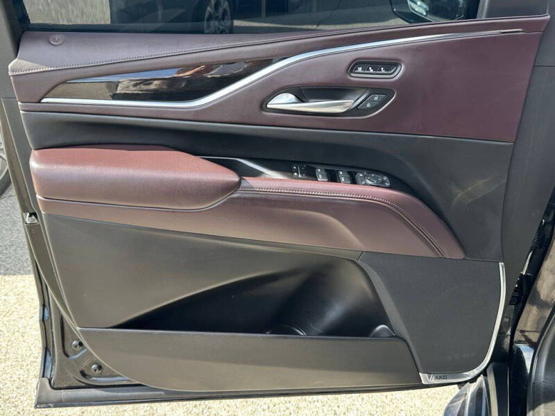 2022 Cadillac Escalade Sport Platinum