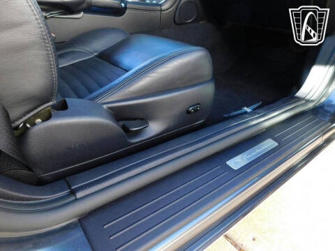 2003 Ford Thunderbird