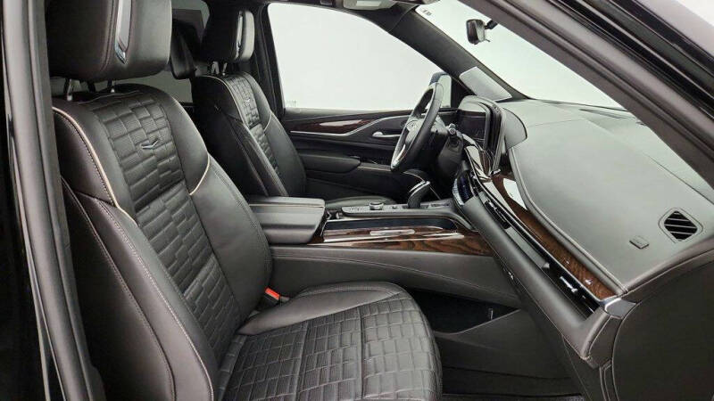 2023 Cadillac Escalade Sport Platinum