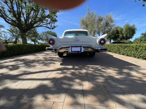 1957 Ford Thunderbird