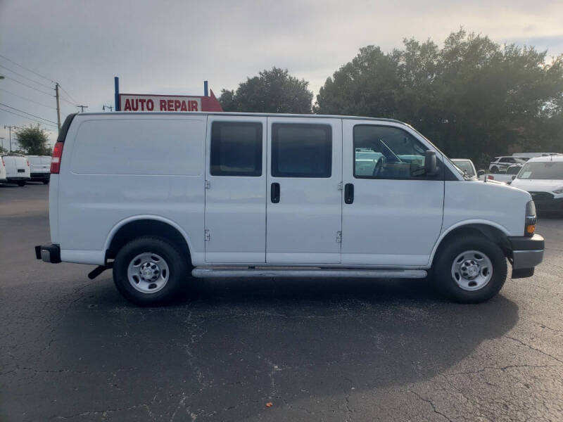 2020 Chevrolet Express 2500
