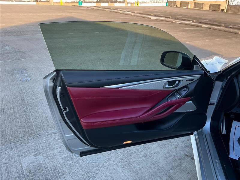 2017 Infiniti Q60 Red Sport 400