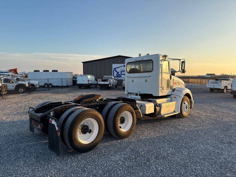 2012 Peterbilt 386