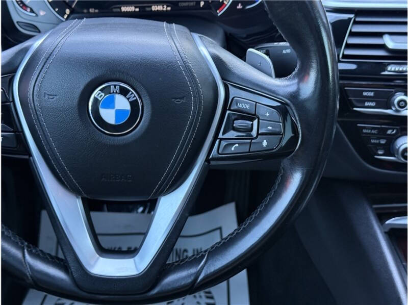 2017 BMW 5 Series 530i