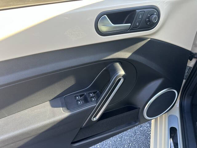 2019 Volkswagen Beetle Convertible 2.0T Final Edition SE