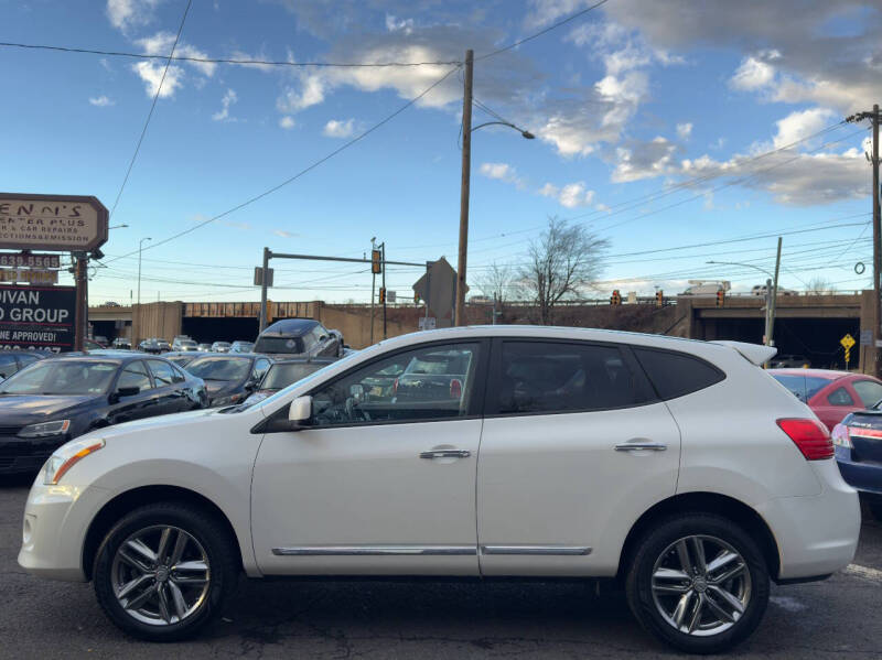 2011 Nissan Rogue S Krom