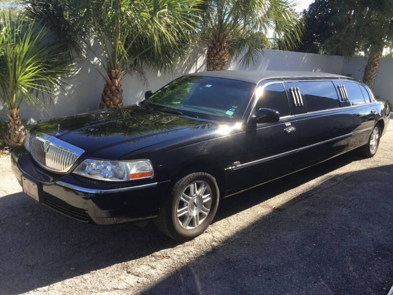 2011 Lincoln Town Car for sale at Limo World Inc. in Seminole FL