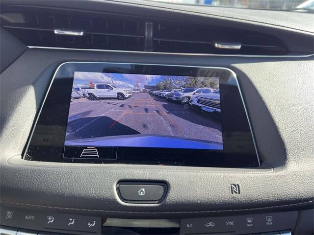 2020 Cadillac XT4 Premium Luxury