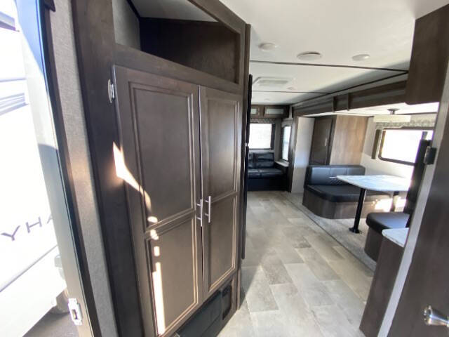 2020 Coleman Coleman Light 2515RL