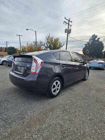 2013 Toyota Prius Four