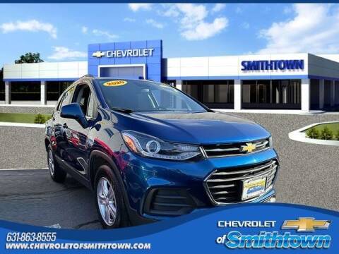 2020 Chevrolet Trax for sale at CHEVROLET OF SMITHTOWN in Saint James NY