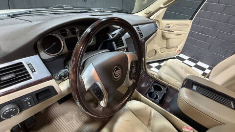 2013 Cadillac Escalade Luxury
