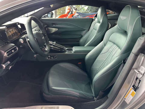2025 Aston Martin Vantage