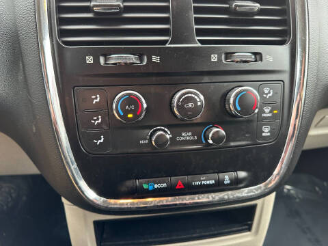 2018 Dodge Grand Caravan SE