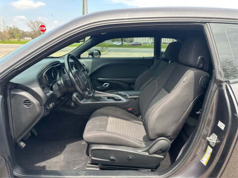 2019 Dodge Challenger SXT